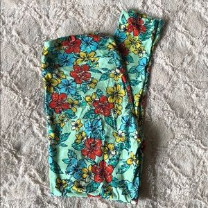 Beautiful floral LLR TC leggings